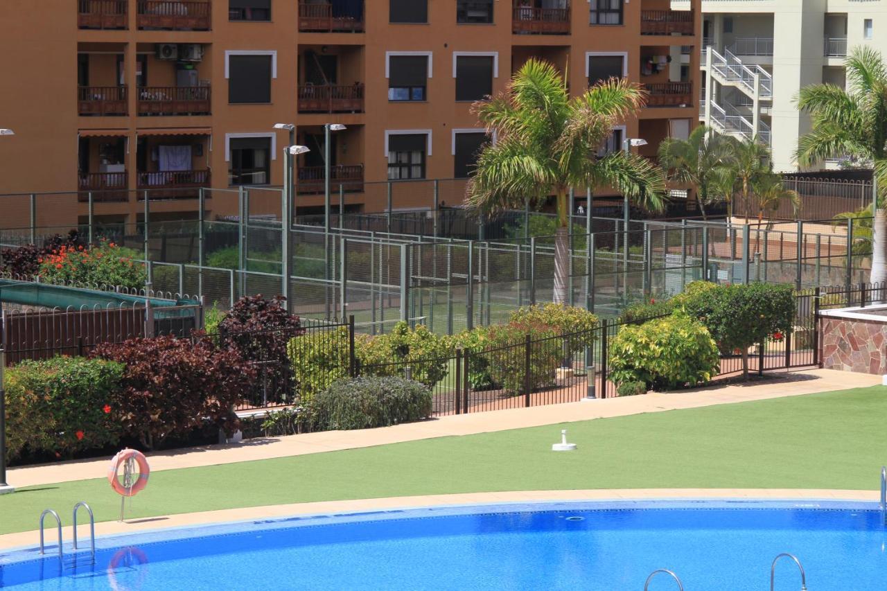 Spacious Apartment With Large Private Garden In Palm Mar Kültér fotó