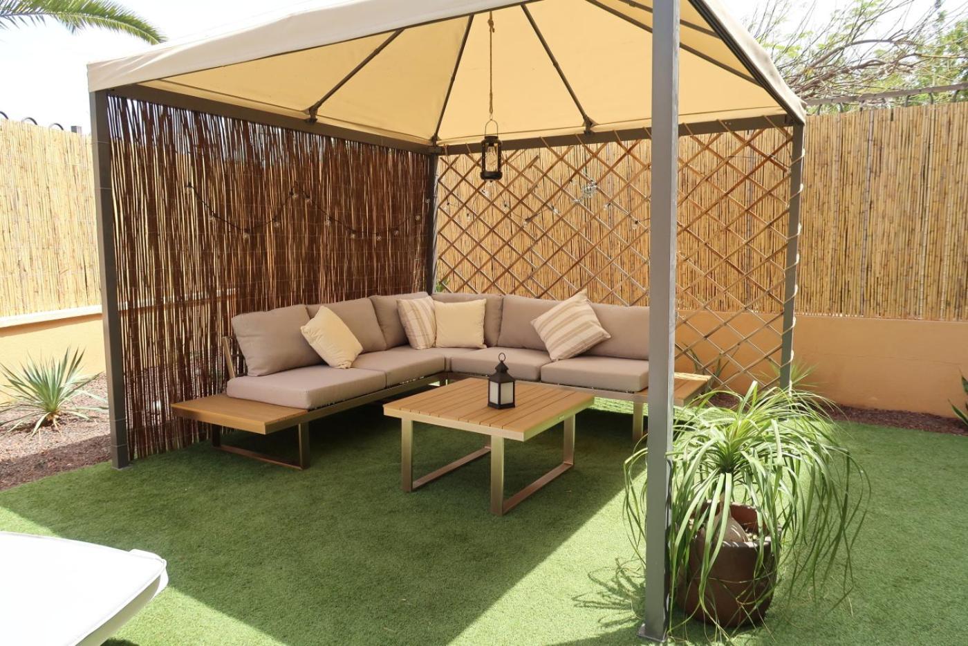 Spacious Apartment With Large Private Garden In Palm Mar Kültér fotó